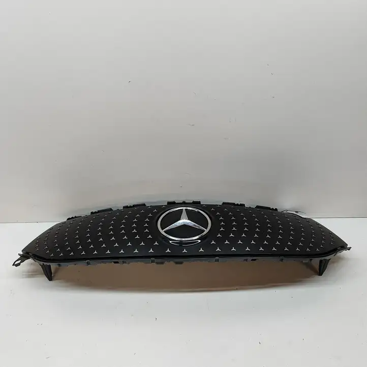 Mercedes-Benz EQB (2021 - ) A2438885600 Передняя решетка — фото 4