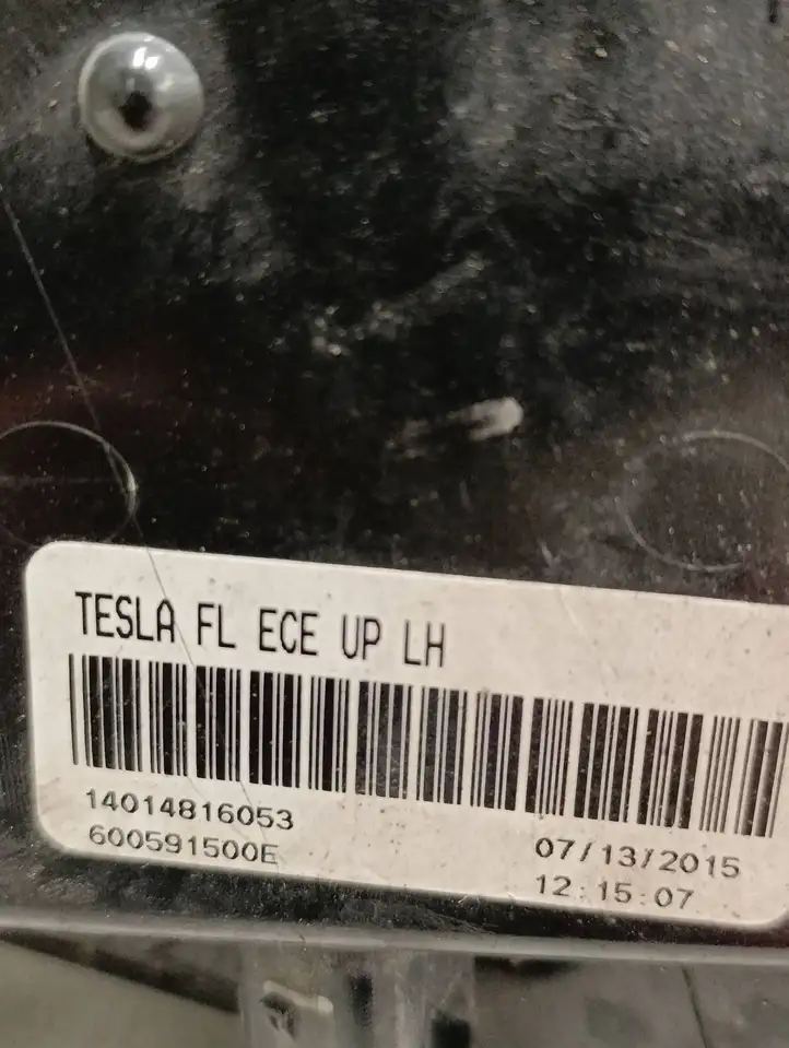 Tesla Model S (2016 - 2021) 600591500E Передняя противотуманная фара — фото 5
