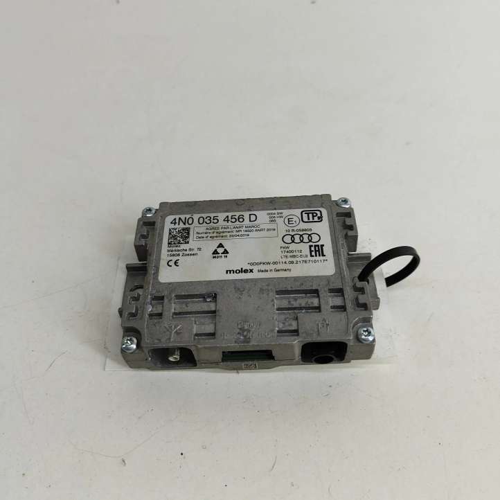 4N0035456D Volkswagen ID.4 Antenos stiprintuvas