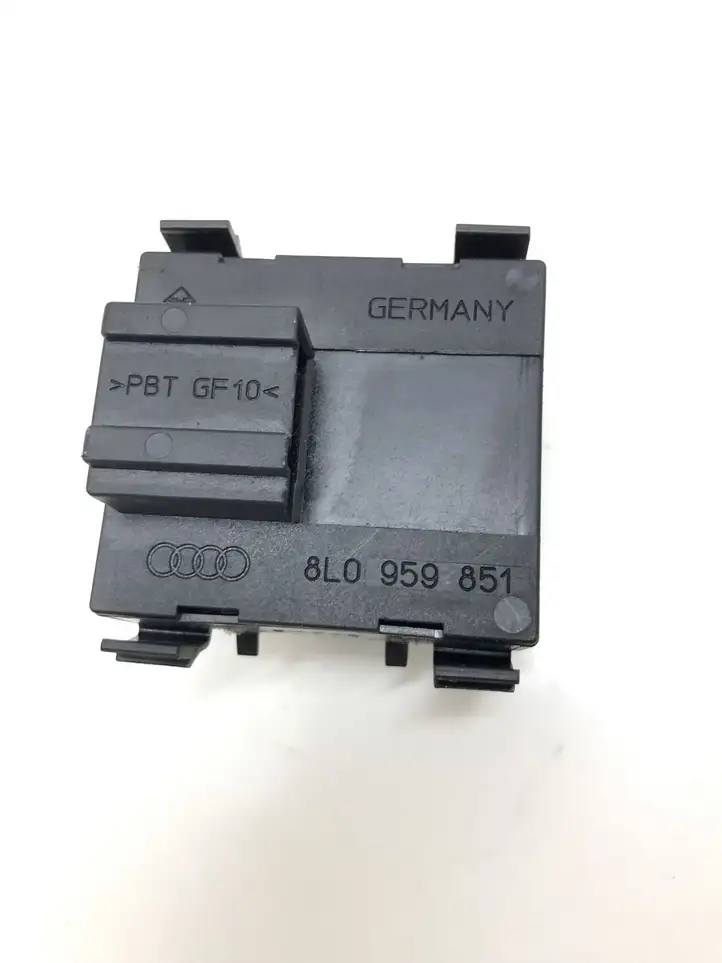 Audi A3/S3 8L (2000 - 2003) 8L0959851 Кнопка стеклоподъемников — фото 4