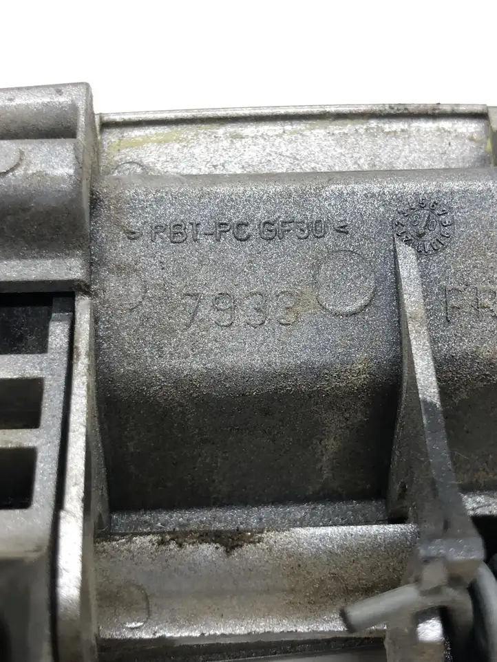 Toyota Yaris (1999 - 2003) 7933 Наружная ручка двери — фото 5