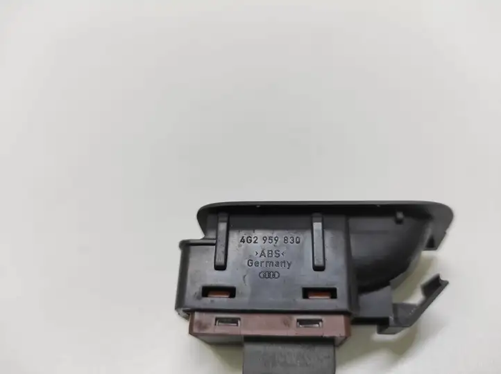 Audi A6 C7 (2011 - 2014) 4G2959830 Кнопка закрытия крышки багажника — фото 4