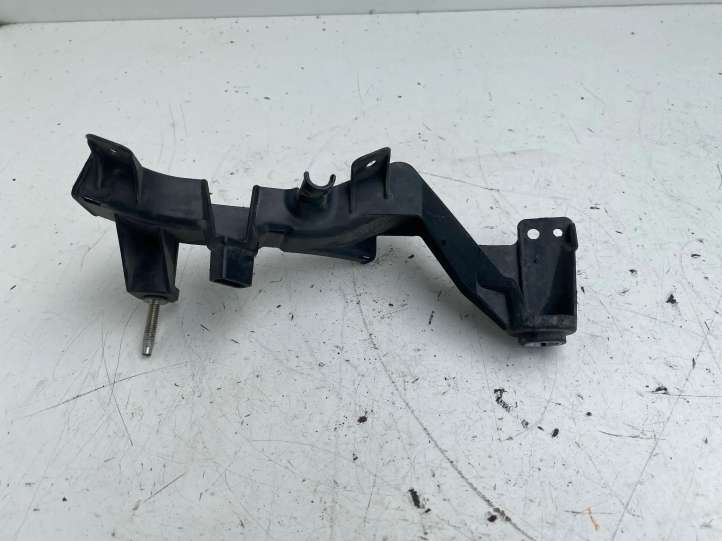 31328195 Volvo V60 Kita variklio skyriaus detalė