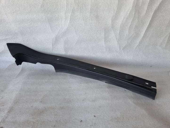 7264273 BMW M4 F82 F83 Kita variklio skyriaus detalė