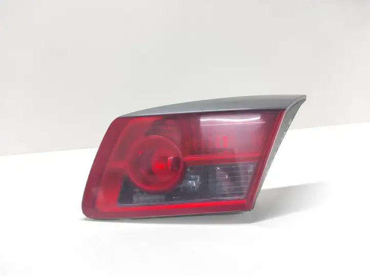 Renault Vel Satis (2002 - 2005) 8200014363 Задний фонарь в крышке багажника — фото 1