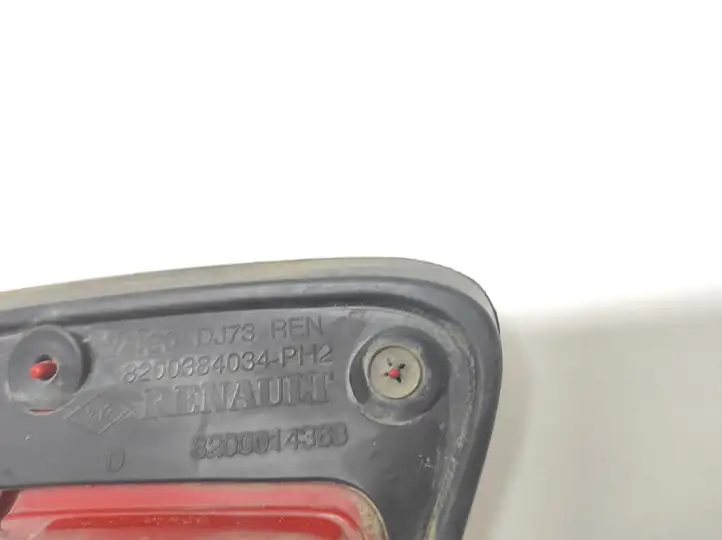 Renault Vel Satis (2002 - 2005) 8200014363 Задний фонарь в крышке багажника — фото 2