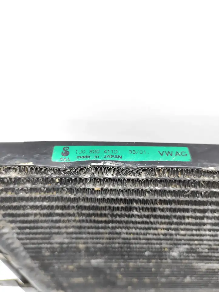 Volkswagen Golf IV (1998 - 2005) 1J0820411D Радиатор кондиционера — фото 3