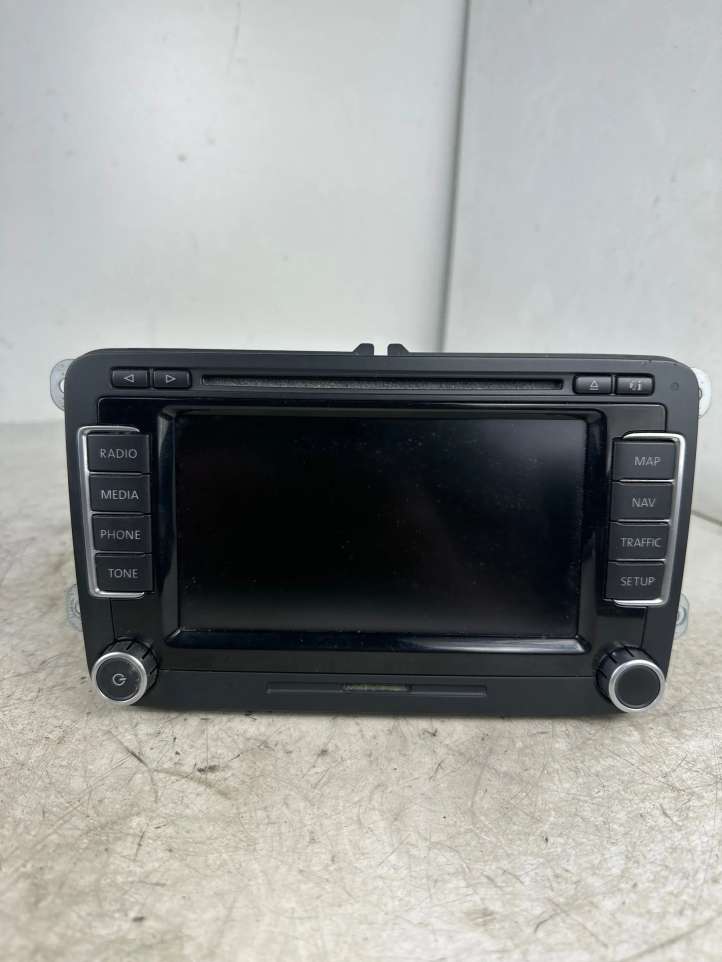 1T0035680A Volkswagen Tiguan Radija/ CD/DVD grotuvas/ navigacija