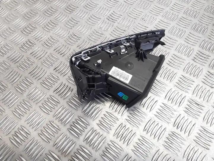 Ford Focus (2015 - 2019) BM51018B08 Боковой воздушный дефлектор — фото 3