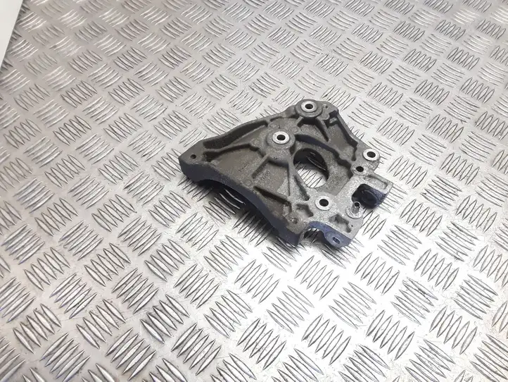 Ford Focus (2015 - 2019) AV6Q10K360AA Кронштейн компрессора кондиционера воздуха — фото 2