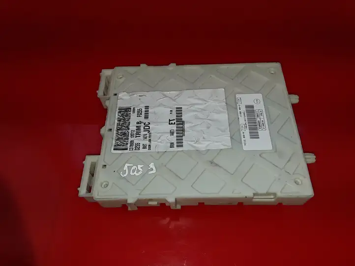 Ford Focus (2011 - 2015) BV6N14A073ET Блок предохранителей — фото 2
