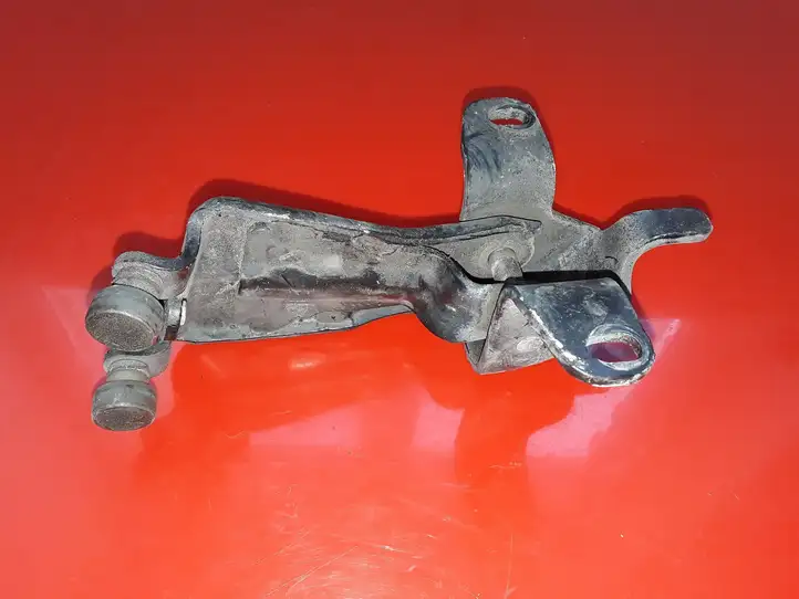 Mercedes-Benz Vito Viano W639 (2003 - 2010) A6397602347 Средняя направляющая ролика раздвижной двери — фото 3
