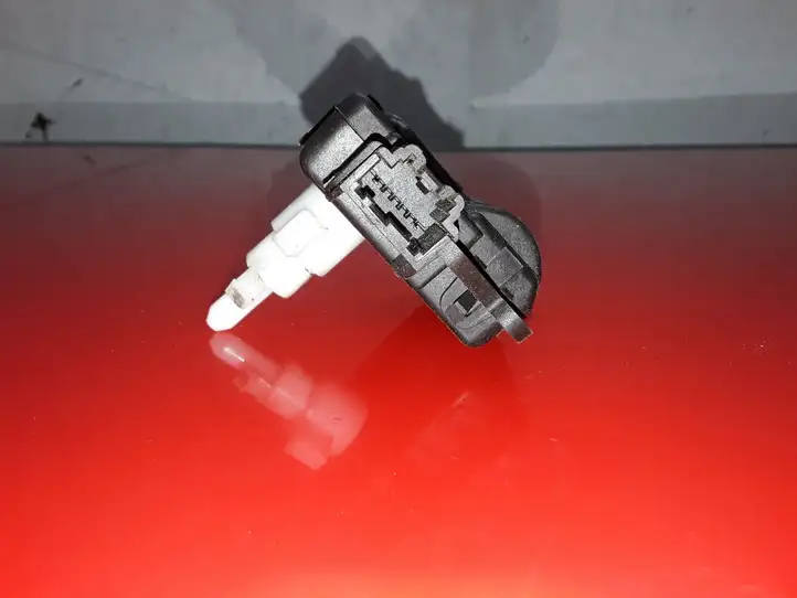 Dodge Caliber (2006 - 2012) AA1138002630 Двигатель задвижки потока воздуха — фото 3