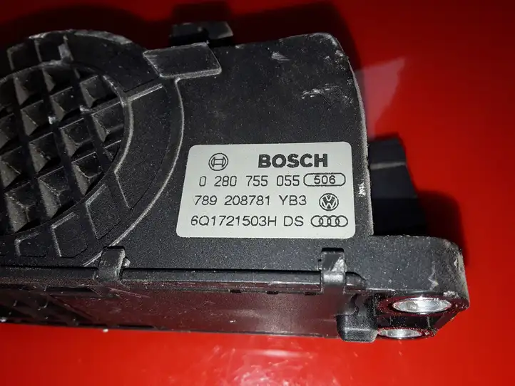 Volkswagen Polo (2005 - 2009) 6Q1721503H Педаль акселератора — фото 5