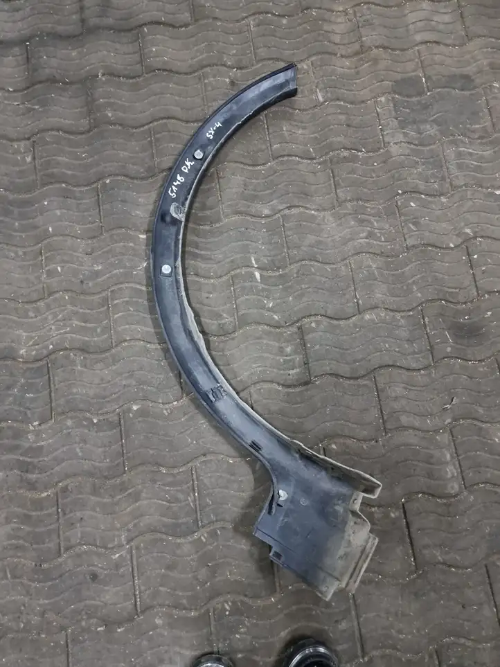 Suzuki SX4 (2006 - 2009) 7722179J0 Накладка колесной арки — фото 2