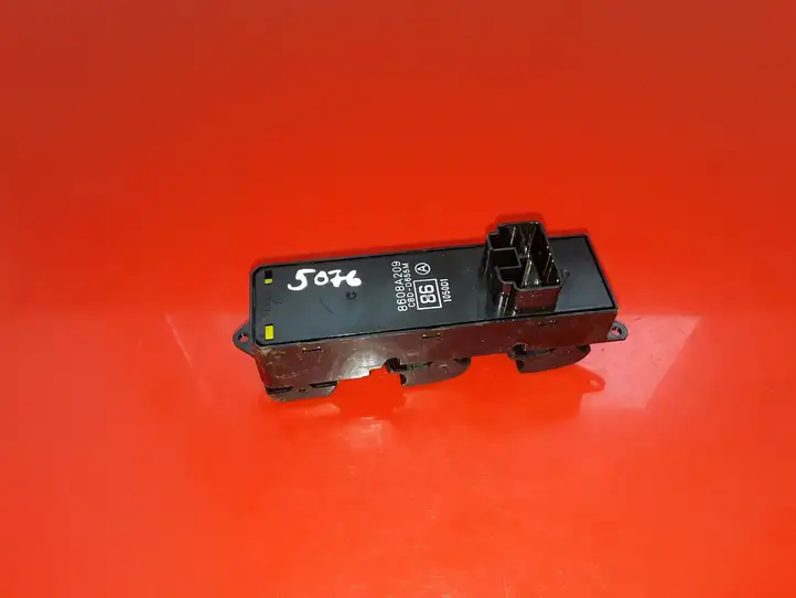 Mitsubishi ASX (2010 - 2016) 8608A209 Кнопка стеклоподъемников — фото 2