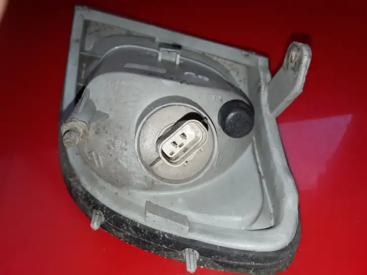 Hyundai Trajet (2000 - 2004) 923023A0 Указатель поворота передний — фото 4