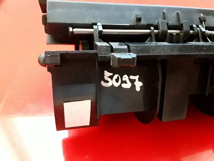 Seat Exeo (3R) (2008 - 2013) 8E0857951J Передняя пепельница — фото 3