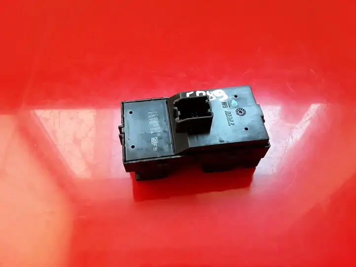 Chevrolet Cruze (2012 - 2015) 20830838 Кнопка стеклоподъемников — фото 2