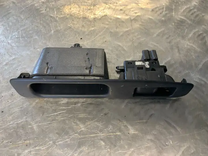 Nissan Qashqai (2006 - 2010) 82950JD000 Блок кнопок стеклоподъемников — фото 3