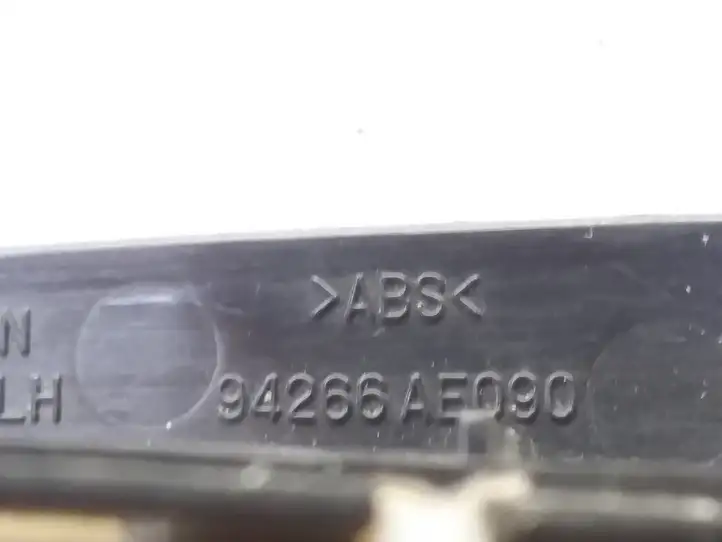 Subaru Outback (1998 - 2003) 83071AE040 Кнопка стеклоподъемников — фото 4