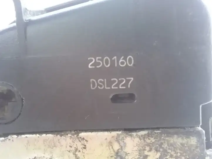 Nissan Primera (2001 - 2008) 250160DSL227 Замок задней двери — фото 3