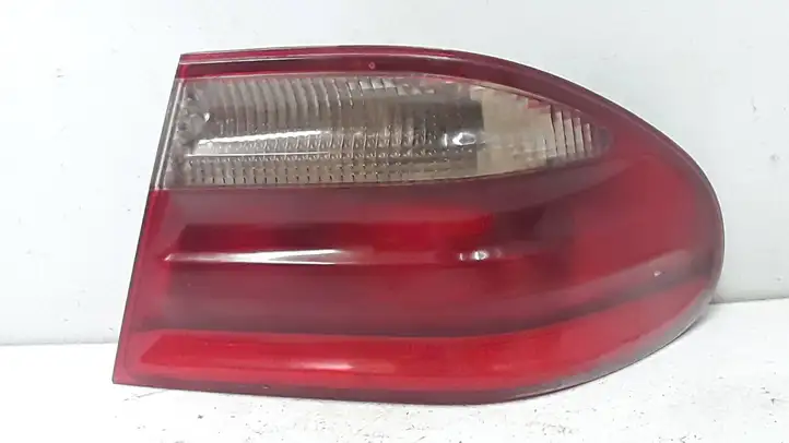 Mercedes-Benz E W210 (1995 - 2002) A2108203464 Задний фонарь в кузове — фото 1