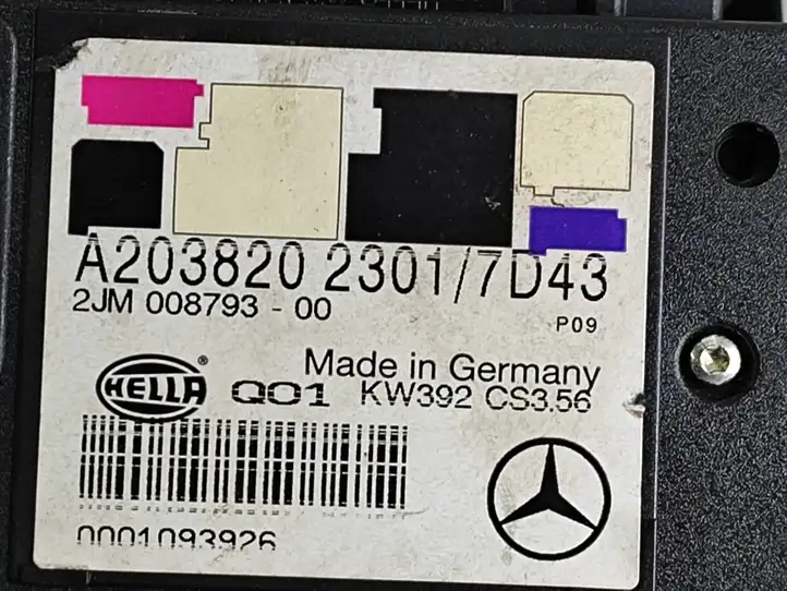 Mercedes-Benz C W203 (2000 - 2007) A2038202301 Передняя подсветка — фото 2