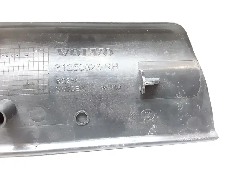 Volvo V70 (2007 - 2013) 31250823 Внутренняя отделка переднего порога — фото 3