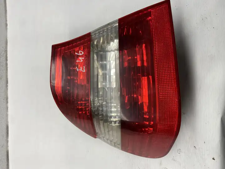 BMW 3 E46 (1998 - 2005) 69105312301 Задний фонарь в кузове — фото 1