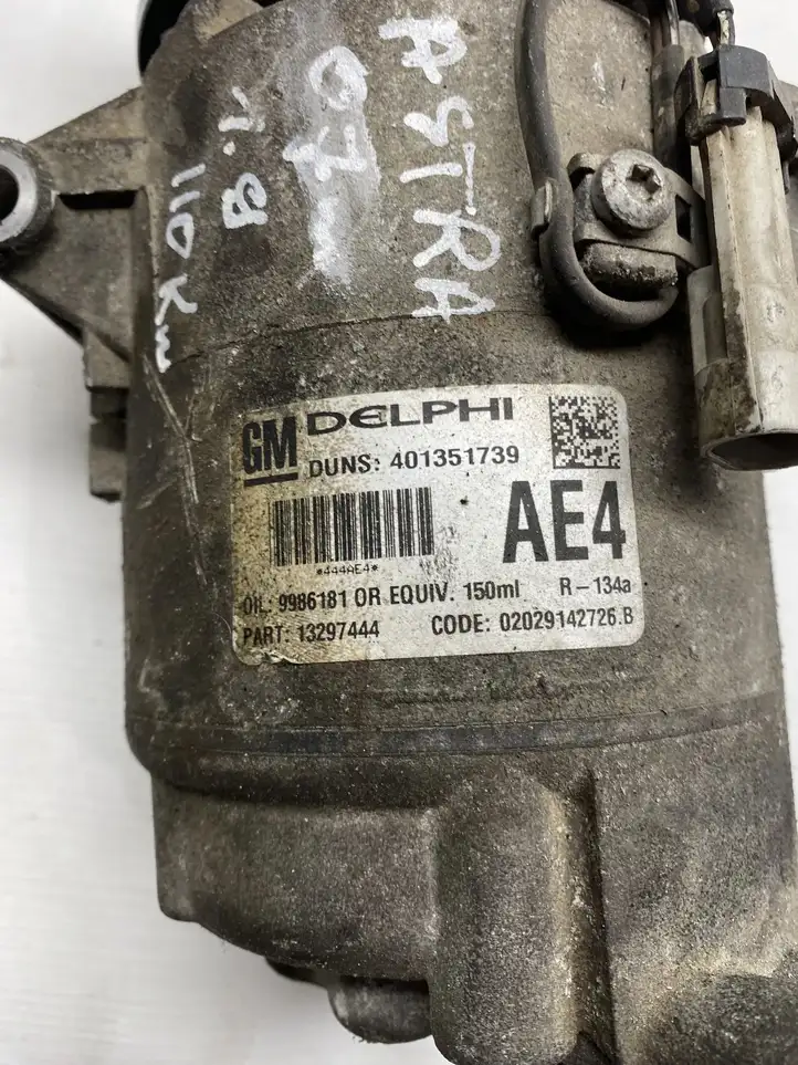 Opel Astra H (2004 - 2009) 401351739 Компрессор (насос) кондиционера воздуха — фото 4