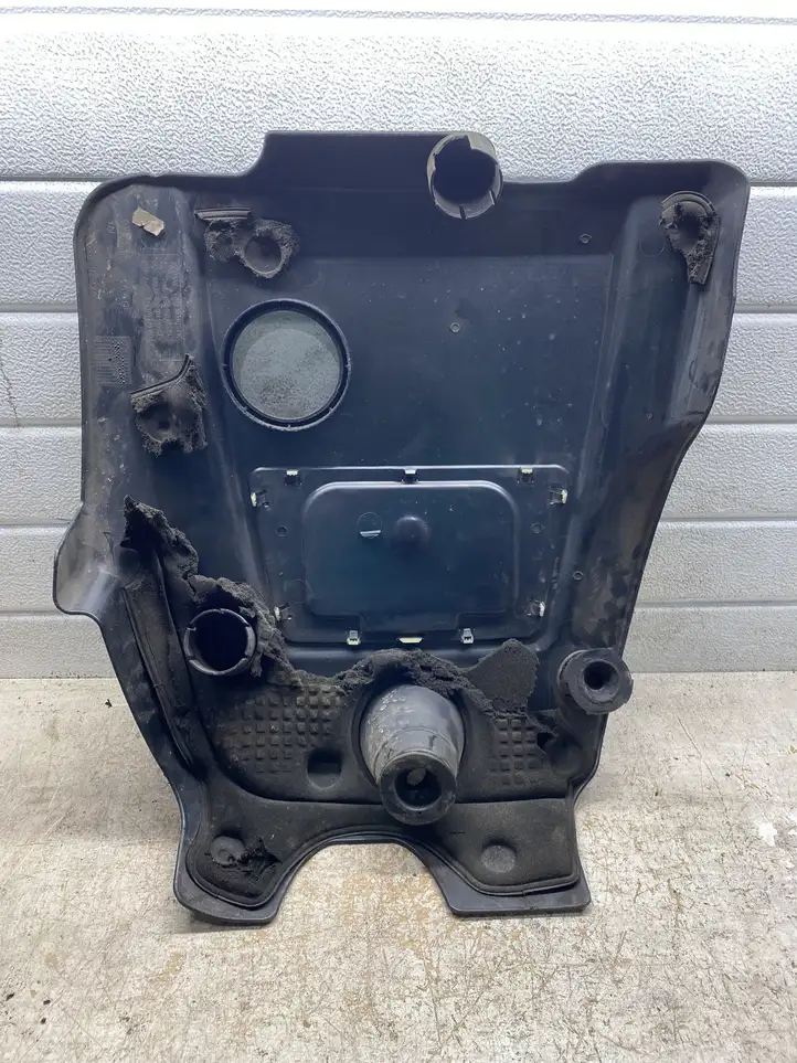 Volkswagen Golf IV (1998 - 2005) 038103925EK Крышка двигателя декоративная — фото 3