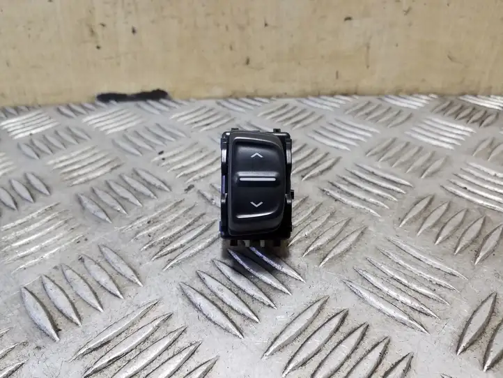 Dacia Sandero III (2016 - ) 254214937R Блок кнопок стеклоподъемников — фото 1