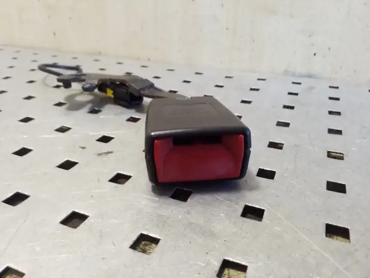 Peugeot 5008 (2009 - 2013) 34039806 Замок заднего ремня — фото 3