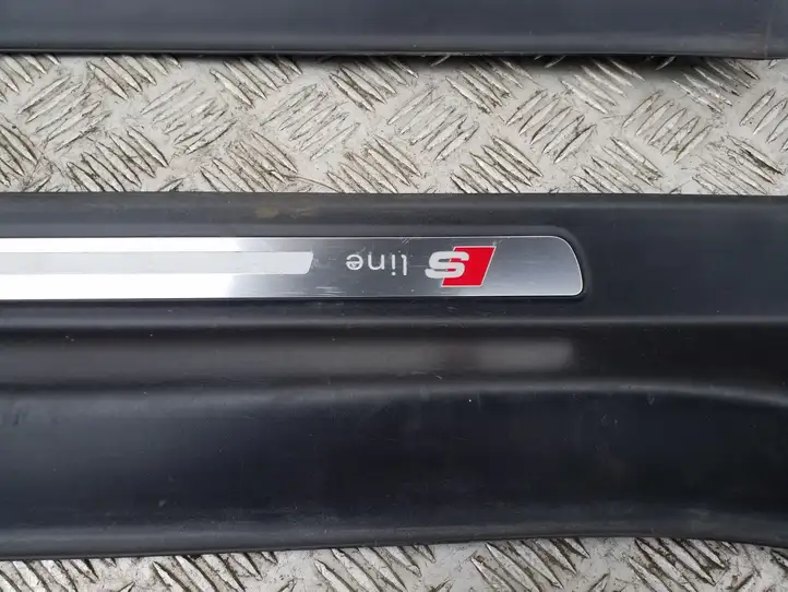Audi TT TTS Mk2 (2010 - 2014) 8J0853492G Внутренняя отделка переднего порога — фото 4