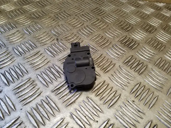 BMW 3 E90 E91 (2005 - 2012) EFB332 Двигатель задвижки потока воздуха — фото 1