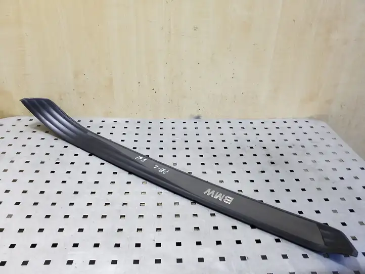 BMW 5 E60 E61 (2004 - 2010) 51477034303 Внутренняя отделка переднего порога — фото 3
