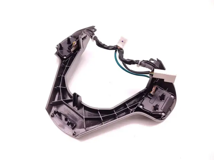 Toyota Avensis T270 (2009 - 2012) 45100-05760 Кнопки на рулевом колесе — фото 4