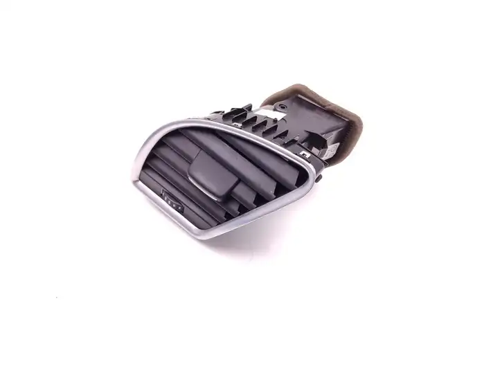 Audi A5 8T 8F (2007 - 2011) 8T2820901B Боковой воздушный дефлектор — фото 1
