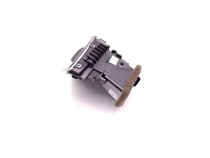 Audi A5 8T 8F (2007 - 2011) 8T2820901B Боковой воздушный дефлектор — фото 2