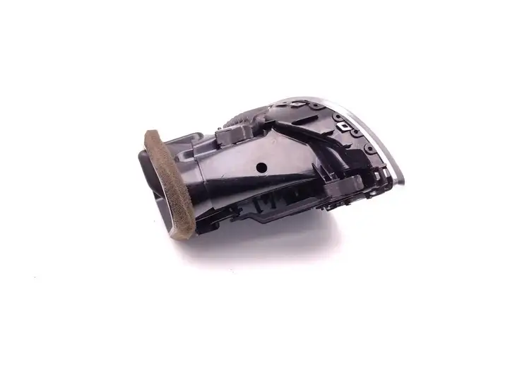 Audi A5 8T 8F (2007 - 2011) 8T2820901B Боковой воздушный дефлектор — фото 3