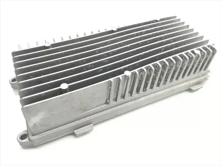 Audi A5 8T 8F (2007 - 2011) 8R0035223F Усилитель звука — фото 2