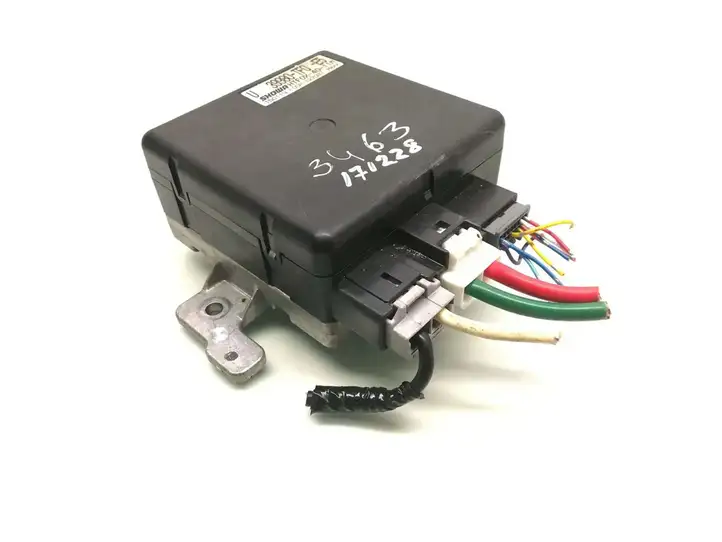 Honda Jazz (2015 - 2020) 39980-TF0-E51 Блок управления рулевой рейкой — фото 1