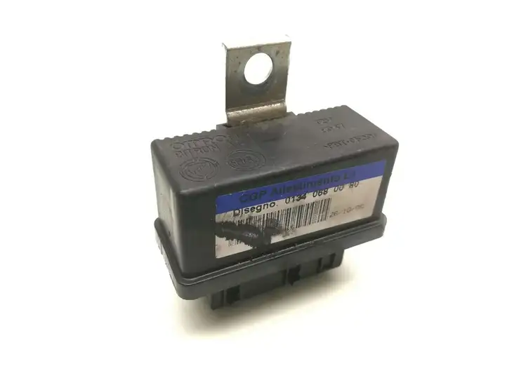 Fiat Ducato (2007 - 2014) 01340680080 Реле насоса горючего — фото 1