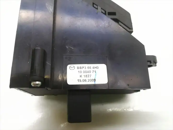 Mazda 3 II (2009 - 2011) BBP3664H0 Включатель аварийных фонарей — фото 5
