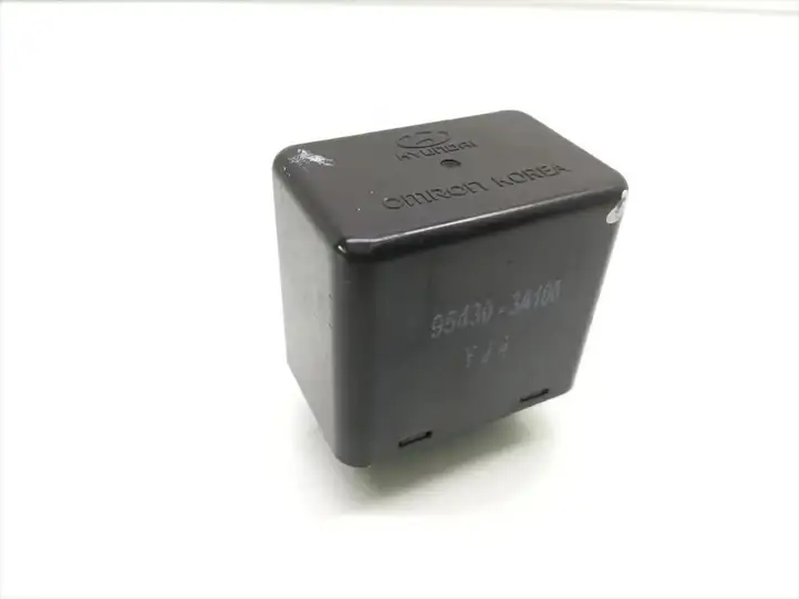 Hyundai Trajet (2000 - 2004) 95430-3A100 Реле стеклоочистителей — фото 1