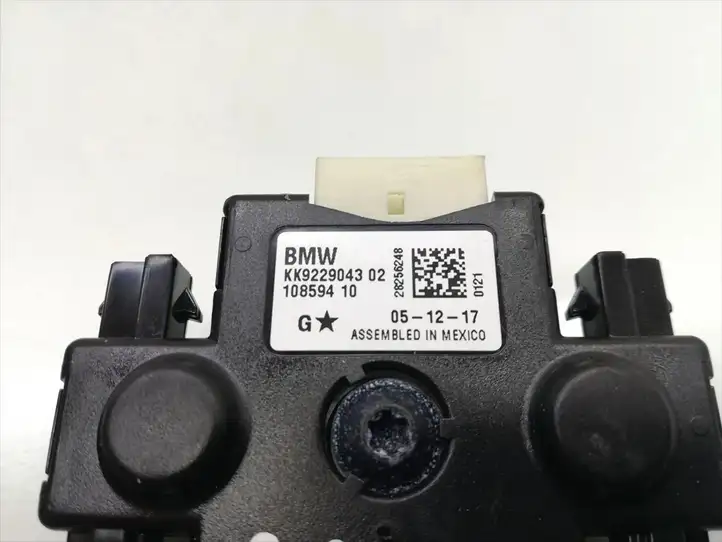 BMW 3 F30 F35 F31 (2012 - 2018) 9229043 Прочие блоки управления — фото 5
