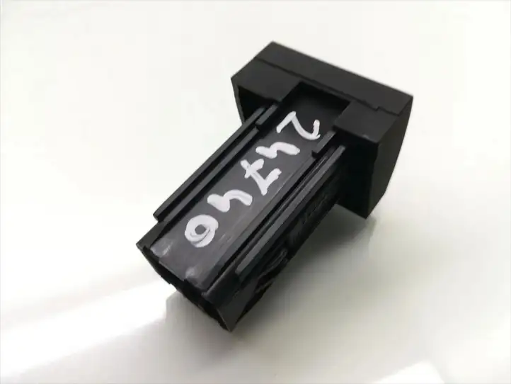Hyundai Santa Fe (2005 - 2009) 93245-26900 Другие включатели / ручки/ переключатели — фото 4