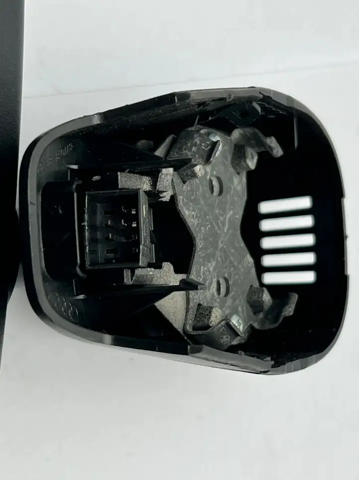 Audi A4 S4 B9 8W (2019 - ) 8W0857511B Салонное зеркало заднего вида — фото 2