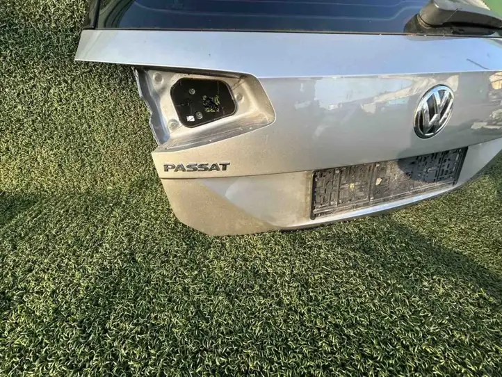Volkswagen PASSAT B8 USA (2016 - ) 3G9827025 Крышка багажника — фото 16